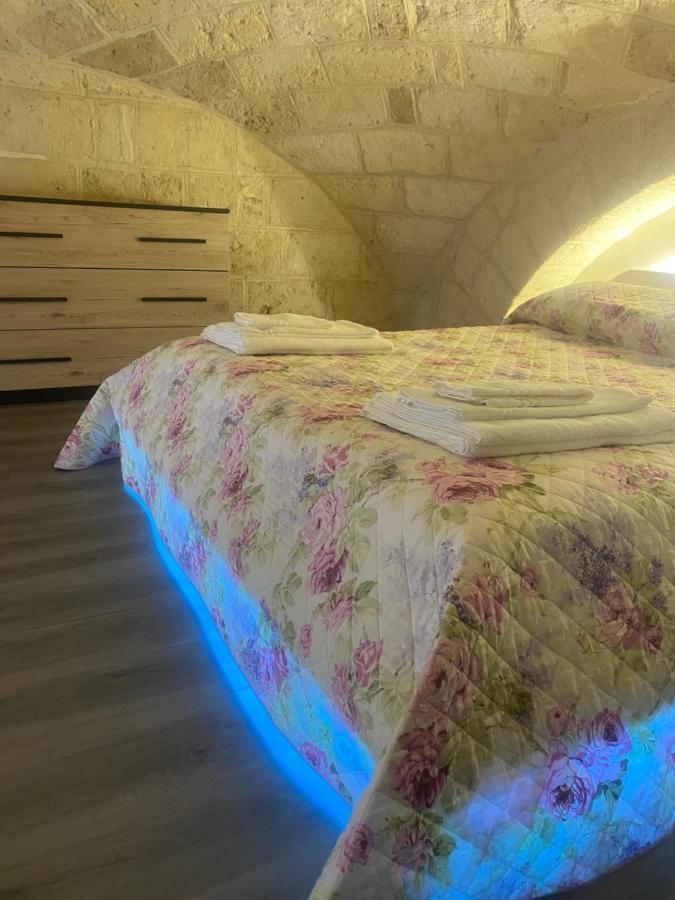Dimora In Centro Bed & Breakfast Трани Екстериор снимка